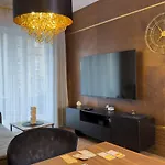 Urban Global Playroom No 3 19 - Free Garage Apartment Katowice