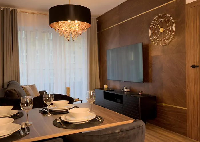 Urban Global Playroom No 3 19,free Garage, Self Check-in, No Deposit * Katovice