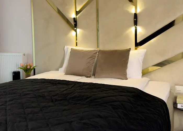 Urban Global Playroom No 3 19,free Garage, Self Check-in, No Deposit *